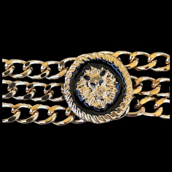 Lion Chain Bracelet - Picture 4 of 10